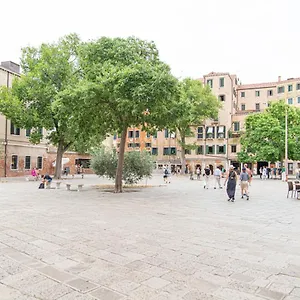 Campo Del Ghetto Novo - Lovely With Canal View Venezia